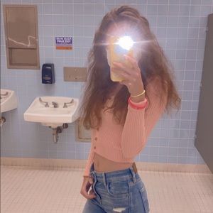 Meet your Posher, Layla